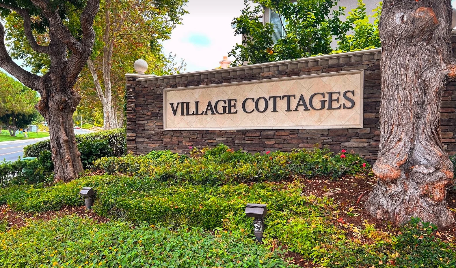 Village Cottages monument sign.
